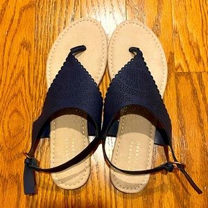 BRAND NEW! LC Lauren Conrad sandals-navy blue size 9